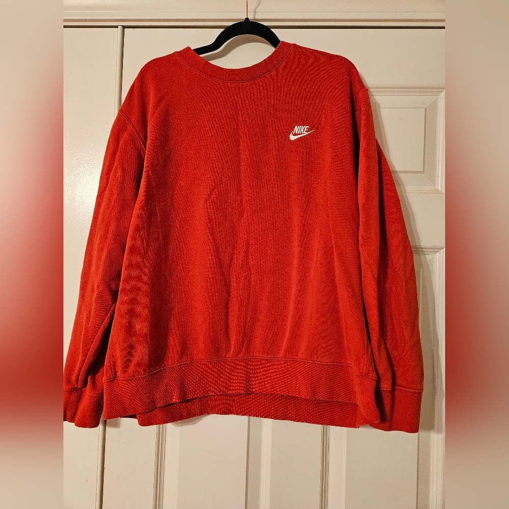 Red NIKE crewneck